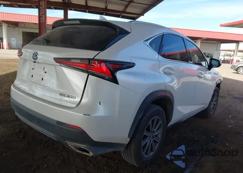 2019 Lexus Nx 300 z USA, uszkodzony, nr VIN JTJYARBZ3K2133419